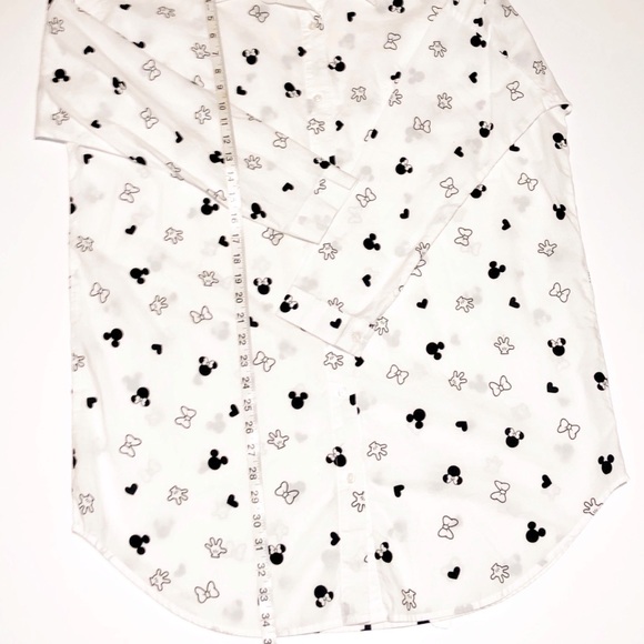 Disney Long Sleeve Pajama Button Up. 061 - Picture 6 of 6